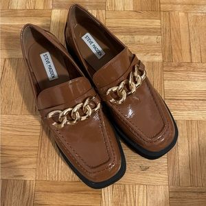 Steve Madden Meadow Women's Lacquered Moccasin Brown shoes( Size - 9.5)